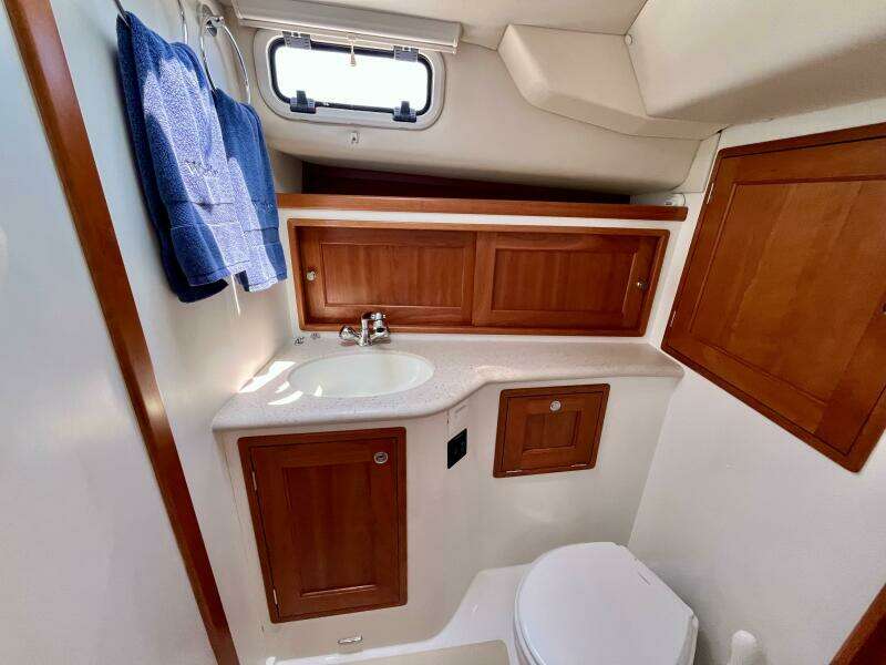Waterlee 35ft MJM Yacht For Sale