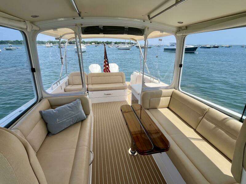 Waterlee 35ft MJM Yacht For Sale