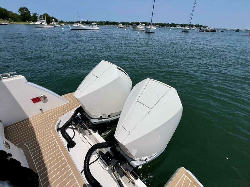 Waterlee 35ft MJM Yacht For Sale