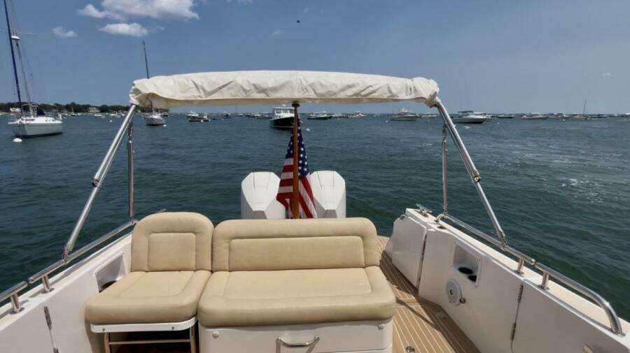Waterlee 35ft MJM Yacht For Sale