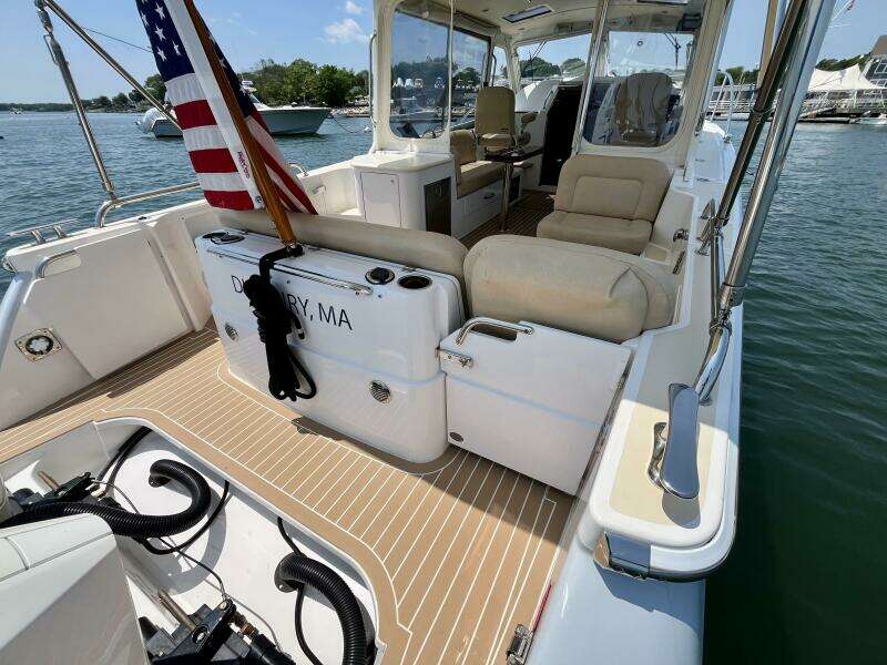 Waterlee 35ft MJM Yacht For Sale