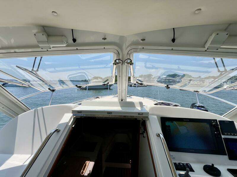 Waterlee 35ft MJM Yacht For Sale