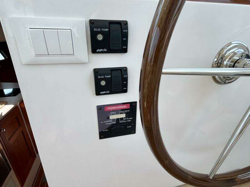 Waterlee 35ft MJM Yacht For Sale