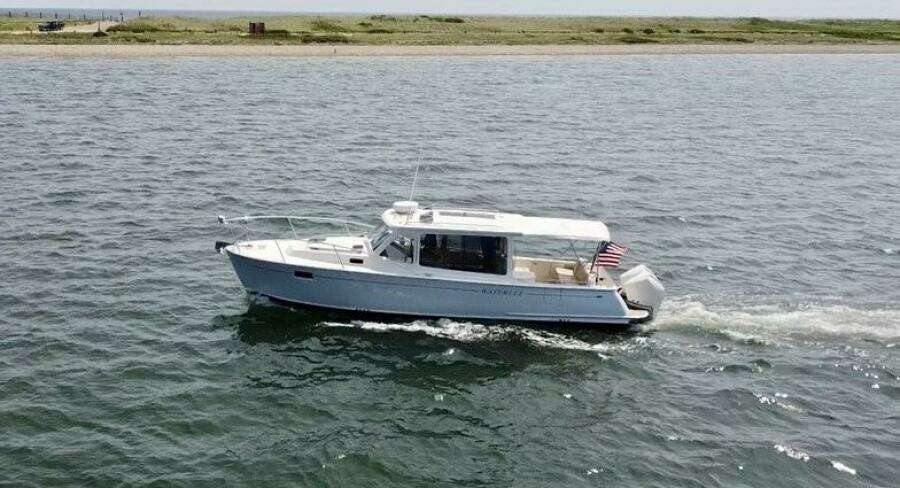Waterlee 35ft MJM Yacht For Sale