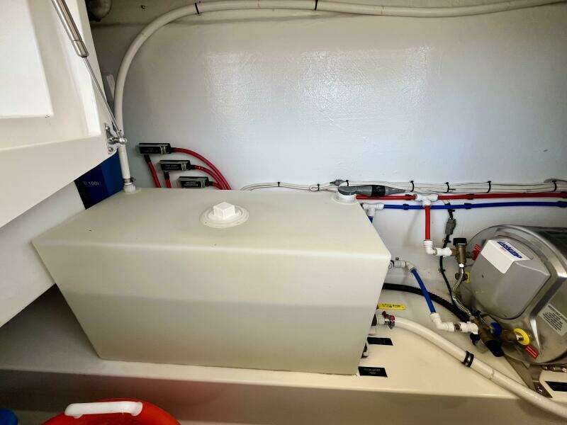 Waterlee 35ft MJM Yacht For Sale