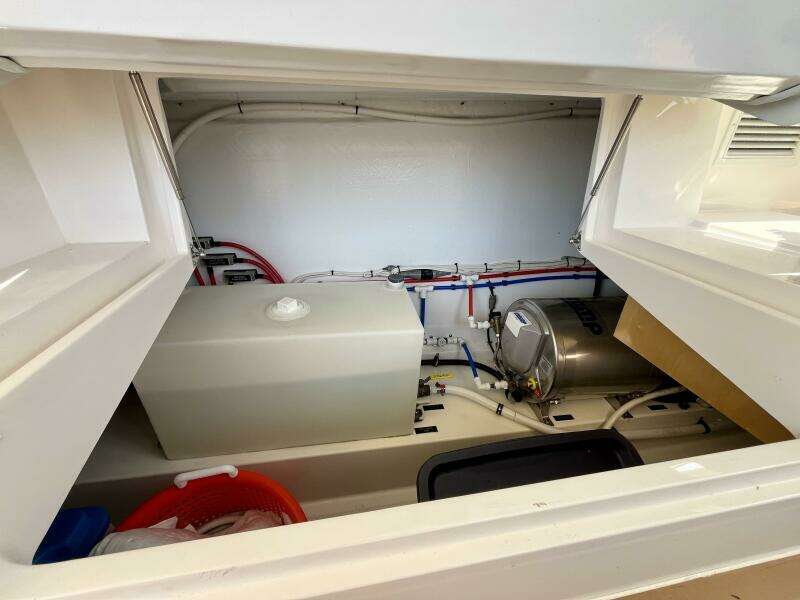 Waterlee 35ft MJM Yacht For Sale
