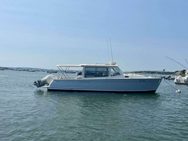 Waterlee 35ft MJM Yacht For Sale