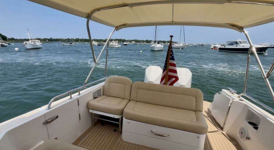 Waterlee 35ft MJM Yacht For Sale