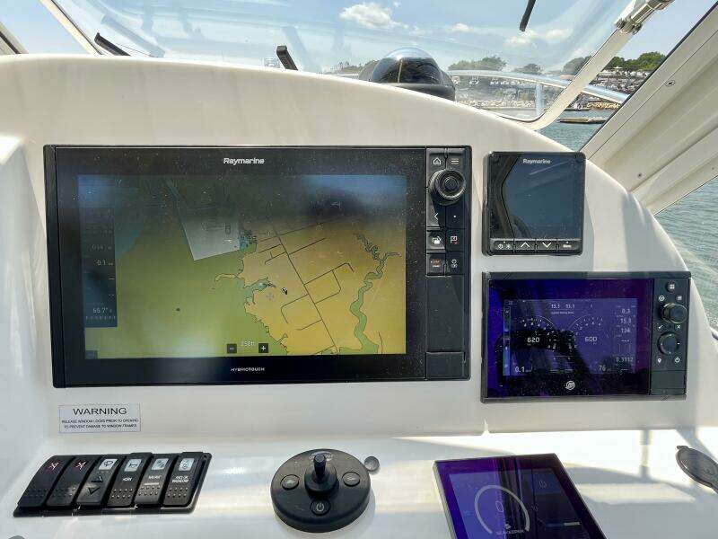 Waterlee 35ft MJM Yacht For Sale