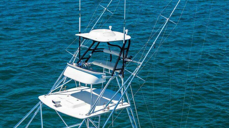 35ft Hatteras Yacht For Sale