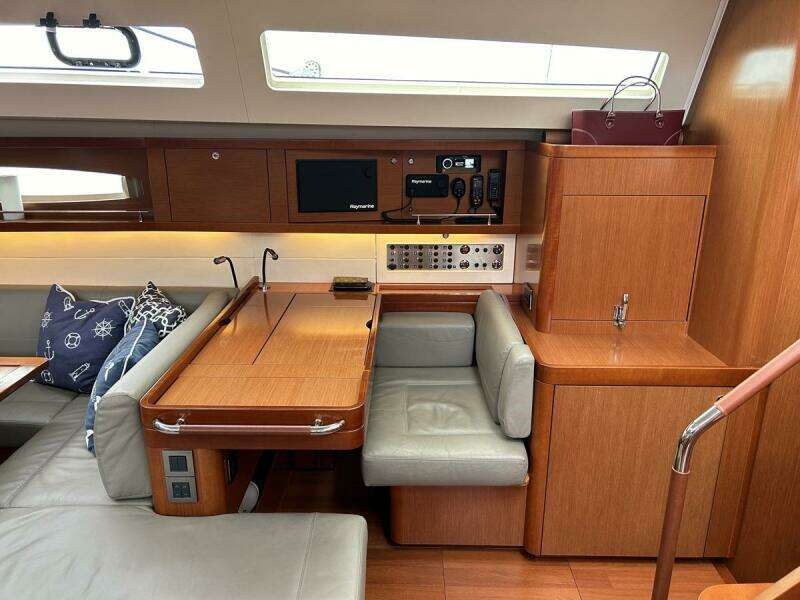 Nav Station