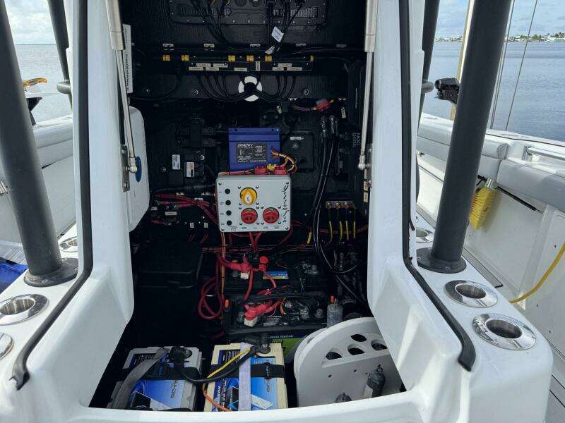 26ft Yellowfin Yacht For Sale