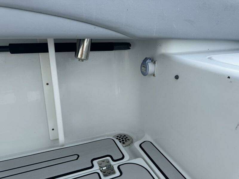 26ft Yellowfin Yacht For Sale