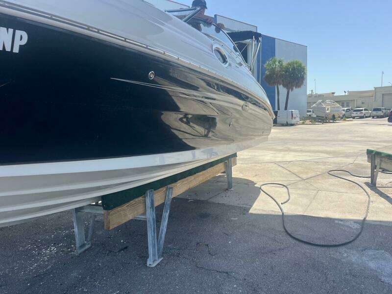 Doc Sew Fine 26ft Sea Ray Yacht For Sale
