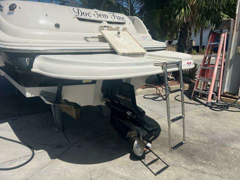 Doc Sew Fine 26ft Sea Ray Yacht For Sale