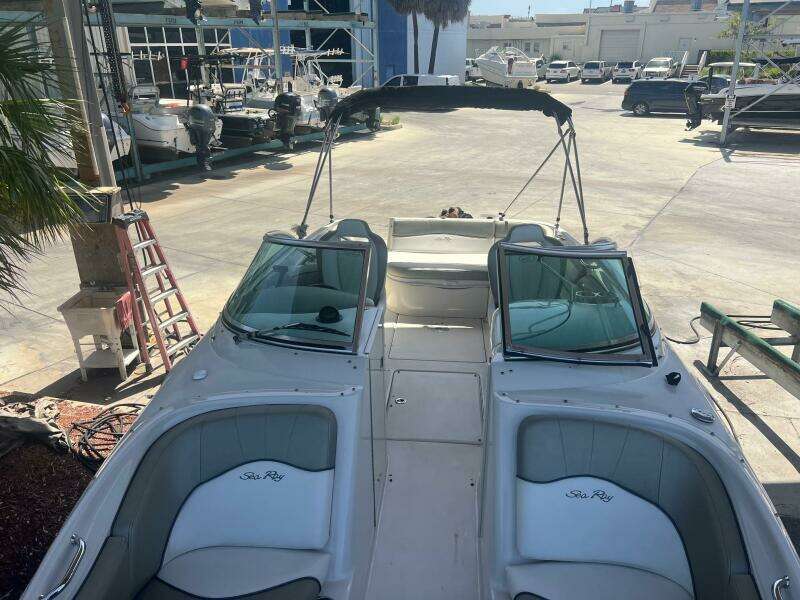 Doc Sew Fine 26ft Sea Ray Yacht For Sale