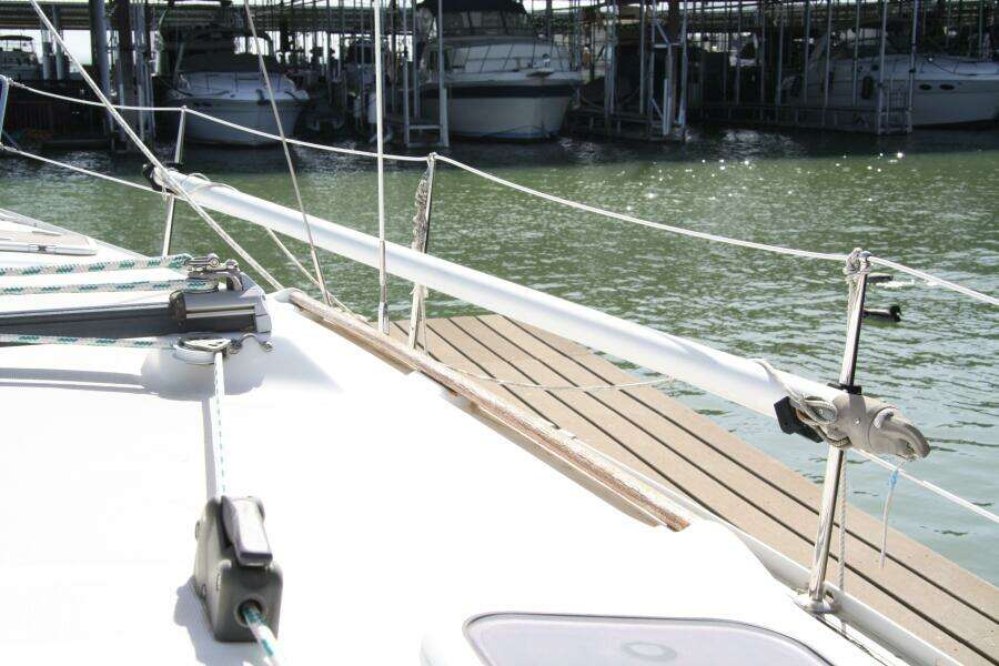 37ft Beneteau Yacht For Sale