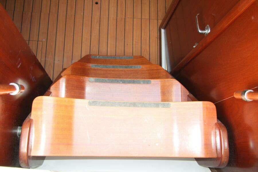 37ft Beneteau Yacht For Sale