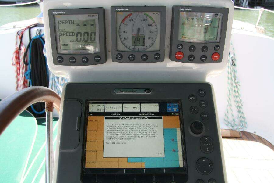 37ft Beneteau Yacht For Sale