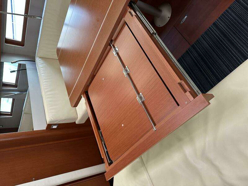 VITAE MAGNA 51ft Beneteau Yacht For Sale