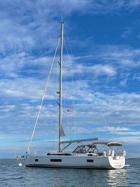 VITAE MAGNA 51ft Beneteau Yacht For Sale