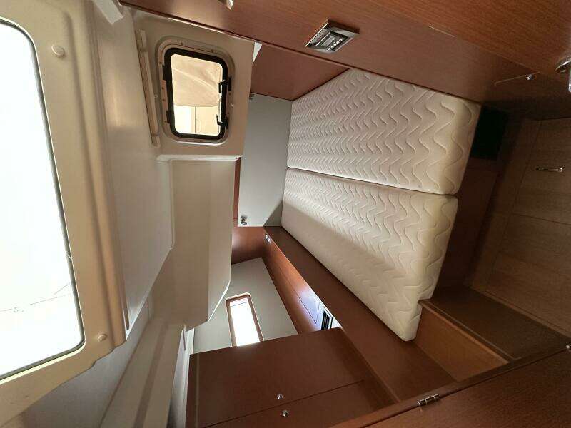 VITAE MAGNA 51ft Beneteau Yacht For Sale