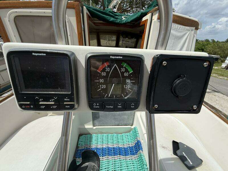 Oh Kay Getaway 32ft Pacific Seacraft Yacht For Sale