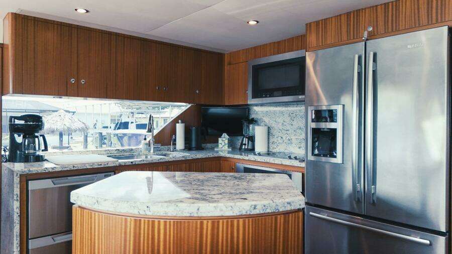 Psyche 72ft Ocean Alexander Yacht For Sale