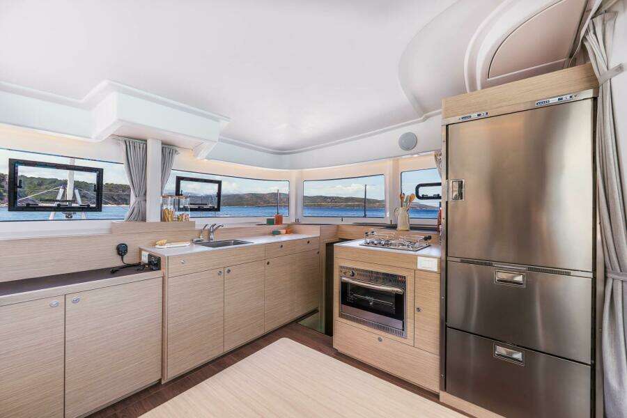 Lagoon38CatamaranOnOrder 38ft Lagoon Yacht For Sale
