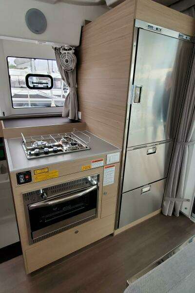 Lagoon38CatamaranOnOrder 38ft Lagoon Yacht For Sale