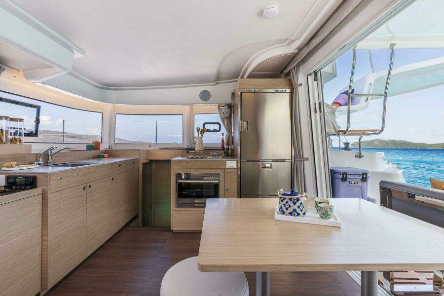Lagoon38CatamaranOnOrder 38ft Lagoon Yacht For Sale