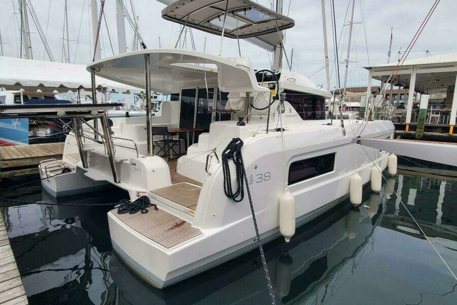 Lagoon38CatamaranOnOrder 38ft Lagoon Yacht For Sale