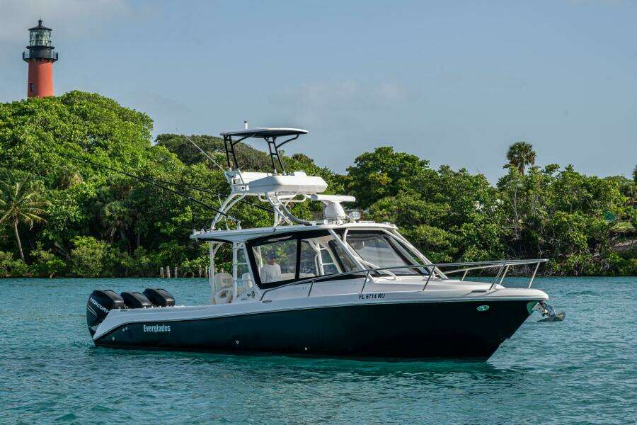 KIRBY 107 35ft Everglades Yacht For Sale