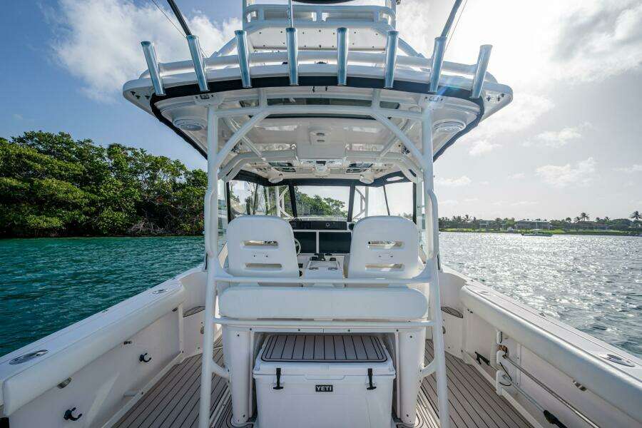 KIRBY 107 35ft Everglades Yacht For Sale