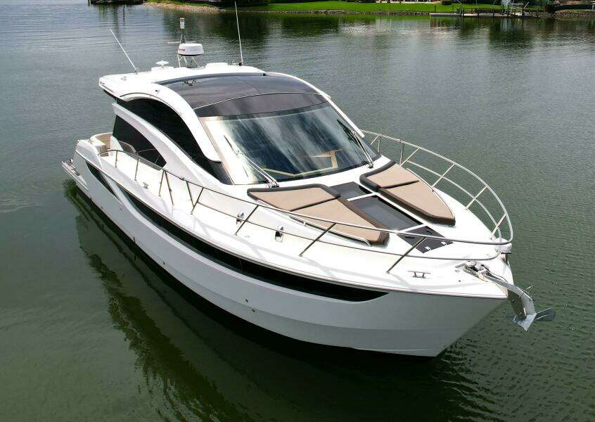 43ft Galeon Yacht For Sale