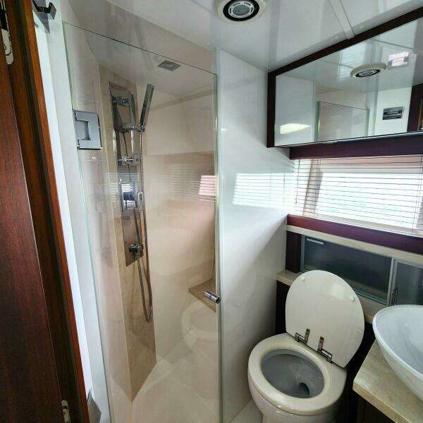 43ft Galeon Yacht For Sale