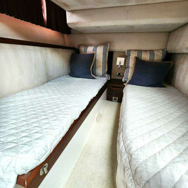 43ft Galeon Yacht For Sale