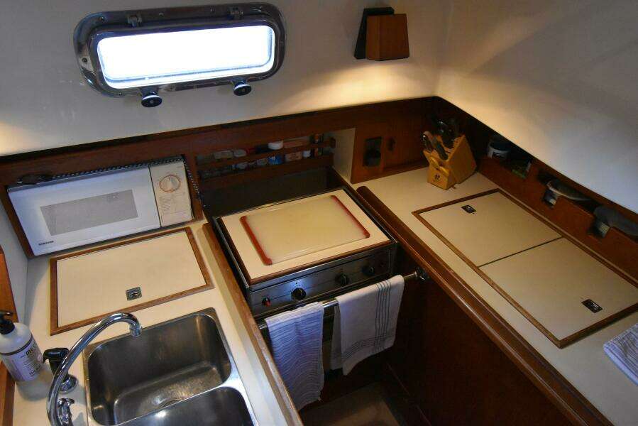 PROMISES 35ft Island Packet Yacht For Sale