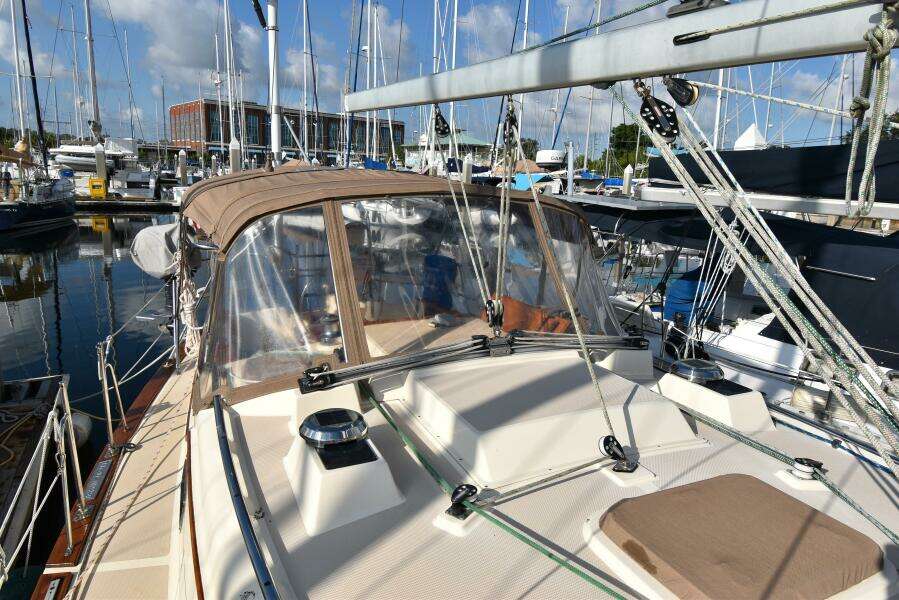 PROMISES 35ft Island Packet Yacht For Sale