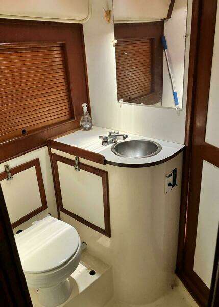 43ft Jeanneau Yacht For Sale