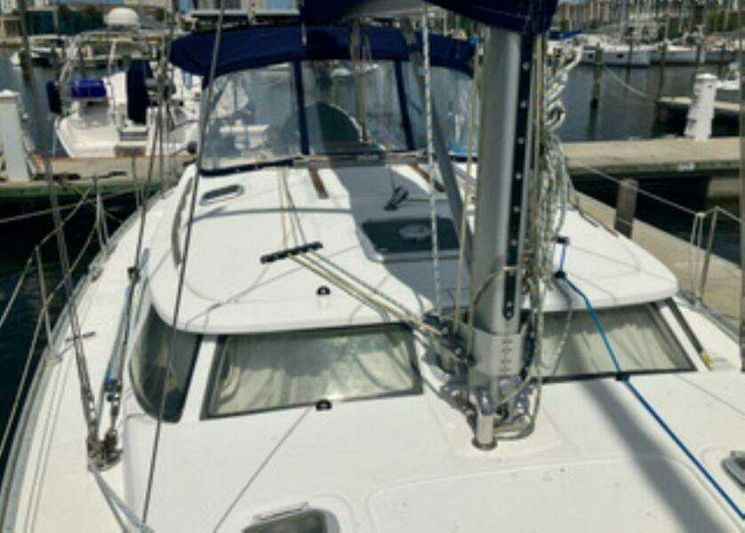 43ft Jeanneau Yacht For Sale