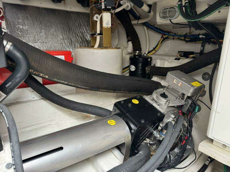 45ft Cruisers Yachts Yacht For Sale