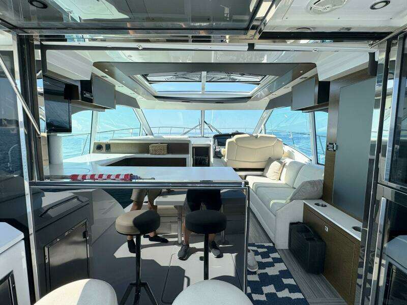45ft Cruisers Yachts Yacht For Sale