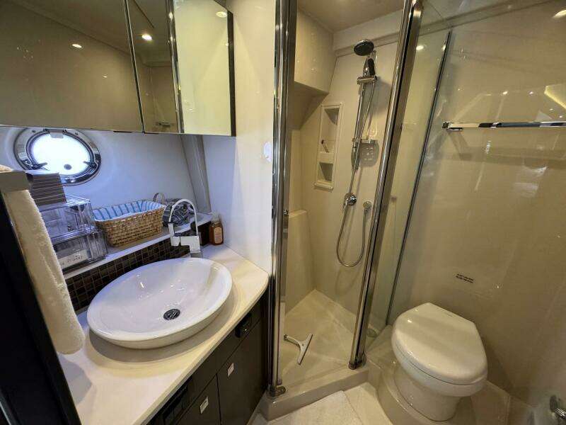 45ft Cruisers Yachts Yacht For Sale