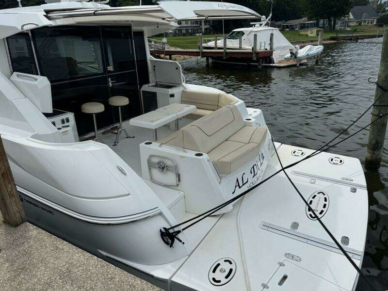 45ft Cruisers Yachts Yacht For Sale
