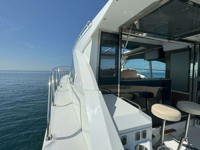 45ft Cruisers Yachts Yacht For Sale
