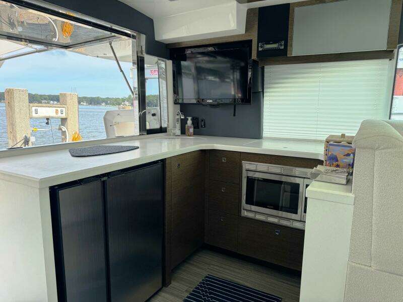 45ft Cruisers Yachts Yacht For Sale