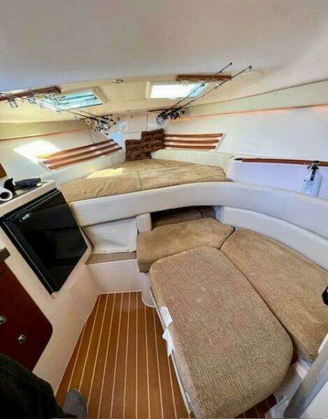 33ft Grady White Yacht For Sale
