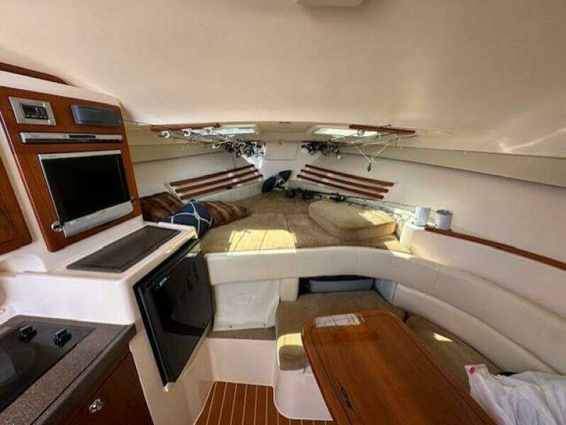 33ft Grady White Yacht For Sale