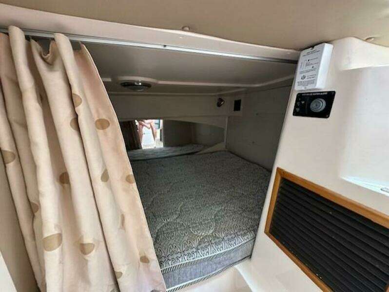 33ft Grady White Yacht For Sale